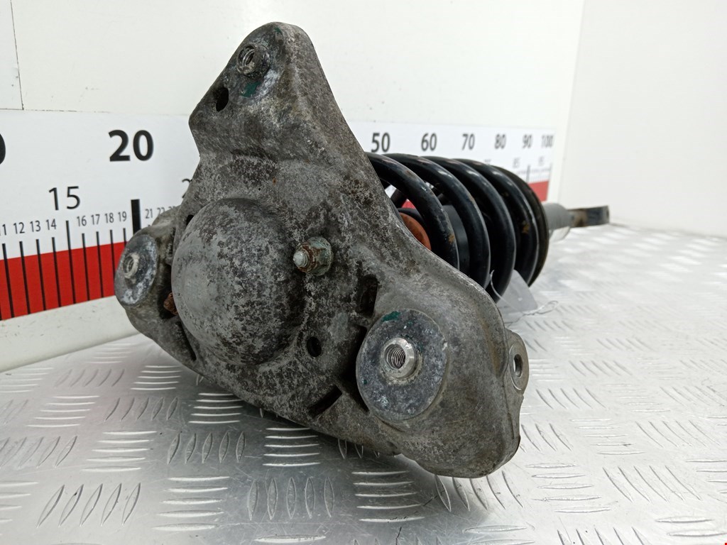 Амортизатор передний левый VOLKSWAGEN Passat B5 1997-2005