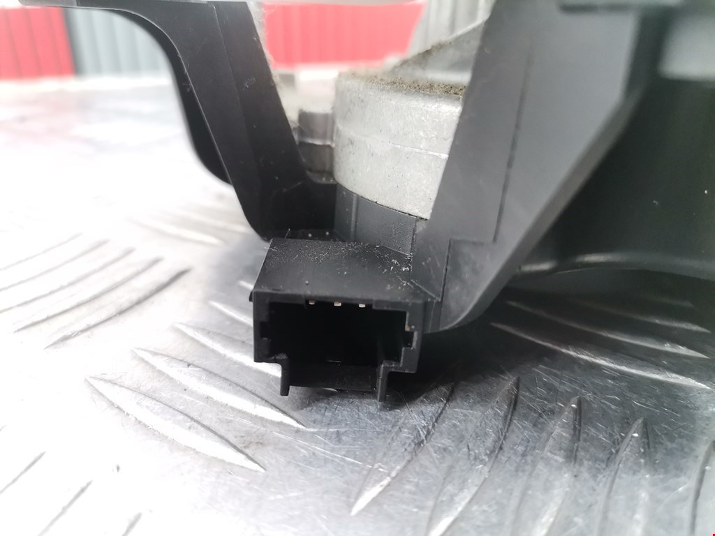 Моторчик стеклоочистителя задний RENAULT Kangoo 2008-2021