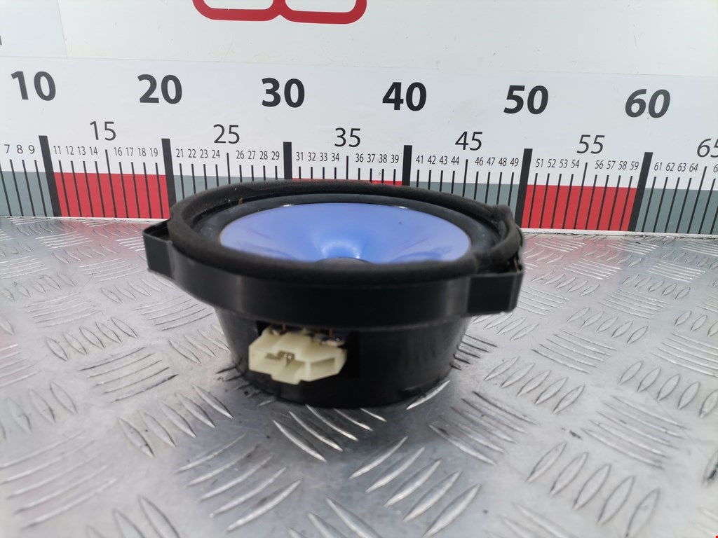 Динамик KIA Carens 1999-2002