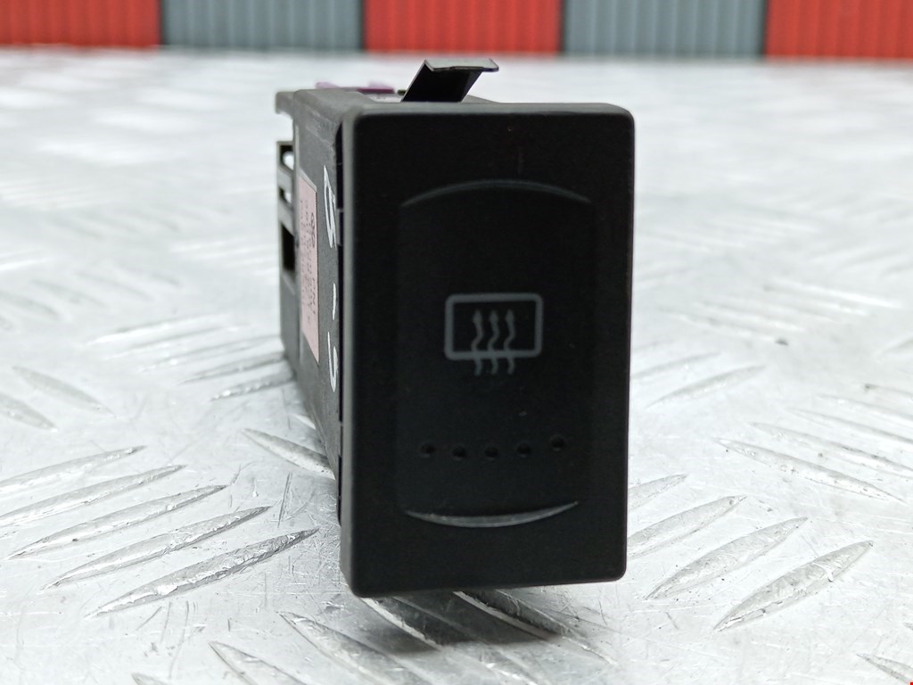 Кнопка подогрева (обогрева) заднего стекла Volkswagen Passat 5 (1996-2000)