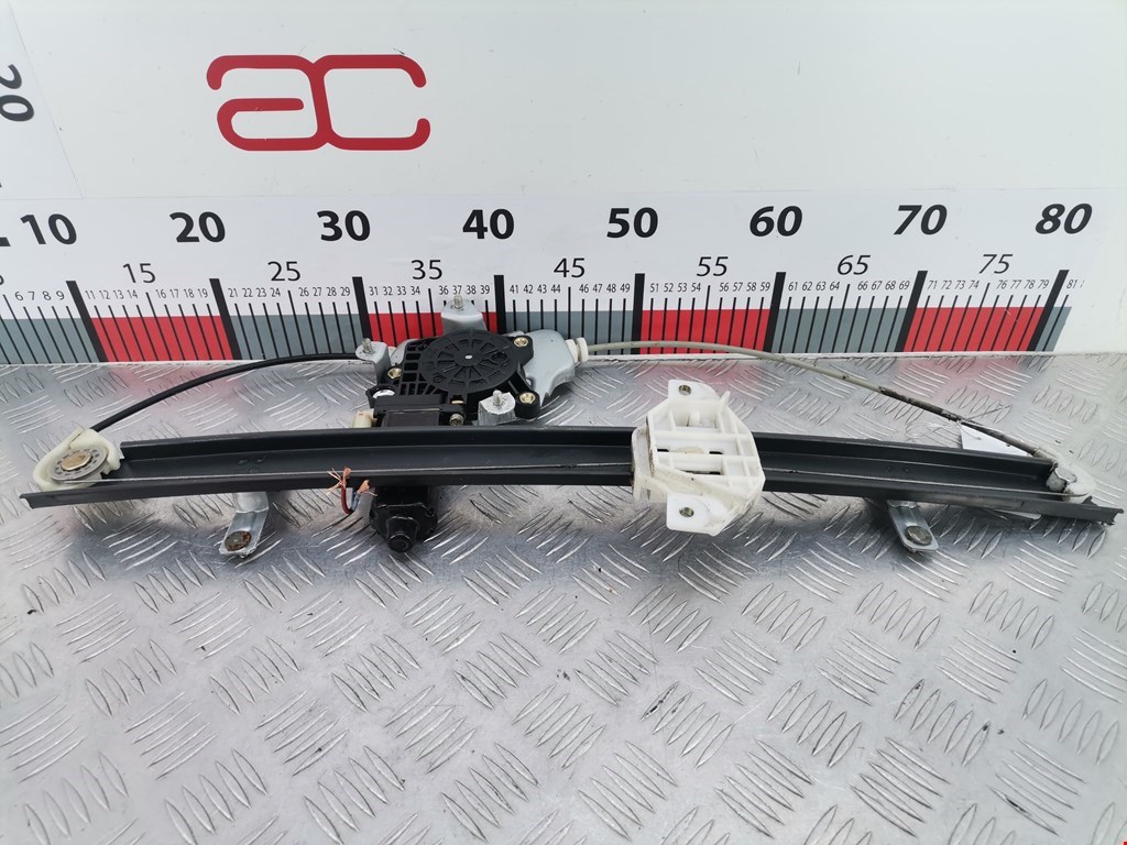 Стеклоподъемник передний правый HYUNDAI Starex (H-1) Starex H-1 1997-2007