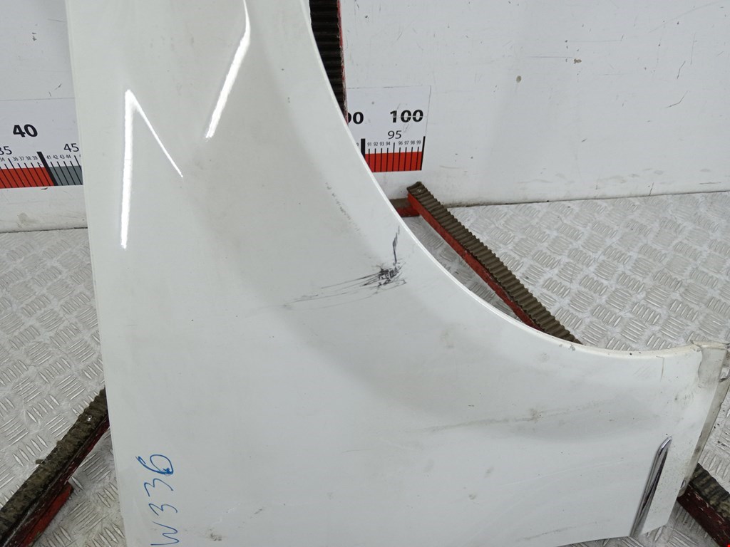 Крыло переднее правое MERCEDES-BENZ C-Class C-klasse W204 2007-2015