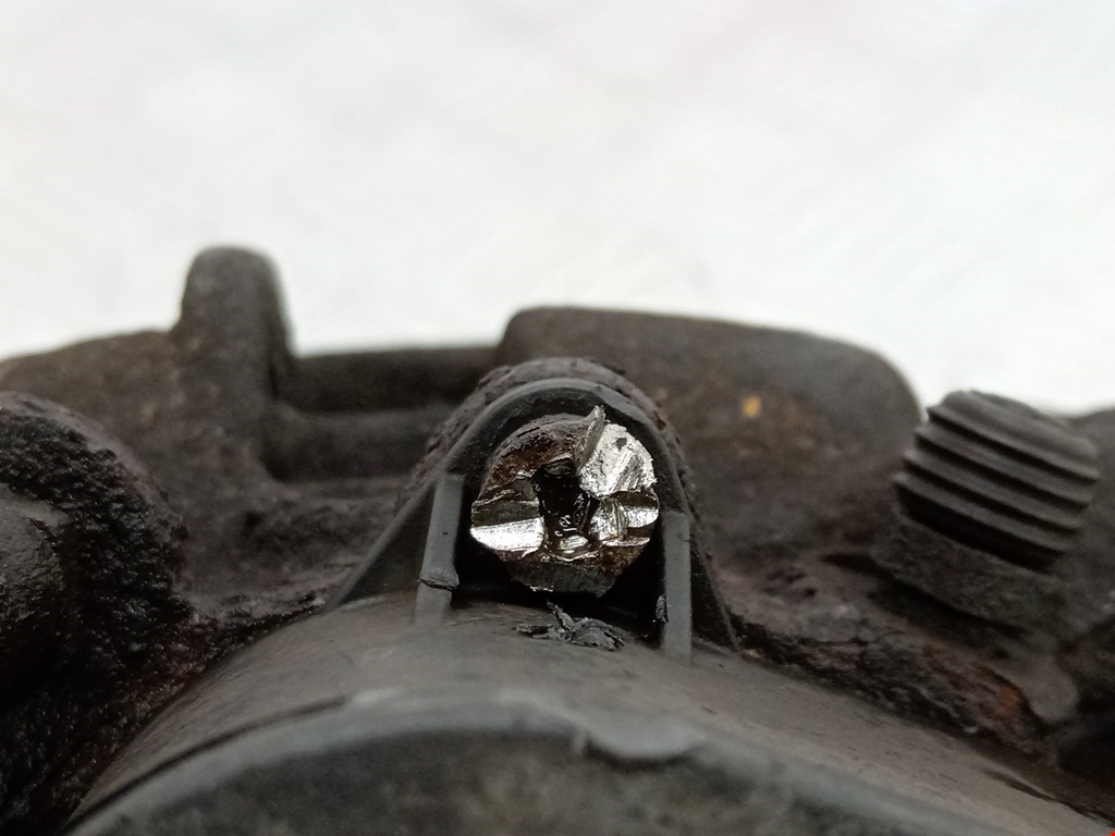 Суппорт задний левый AUDI A6 C6 2004-2010