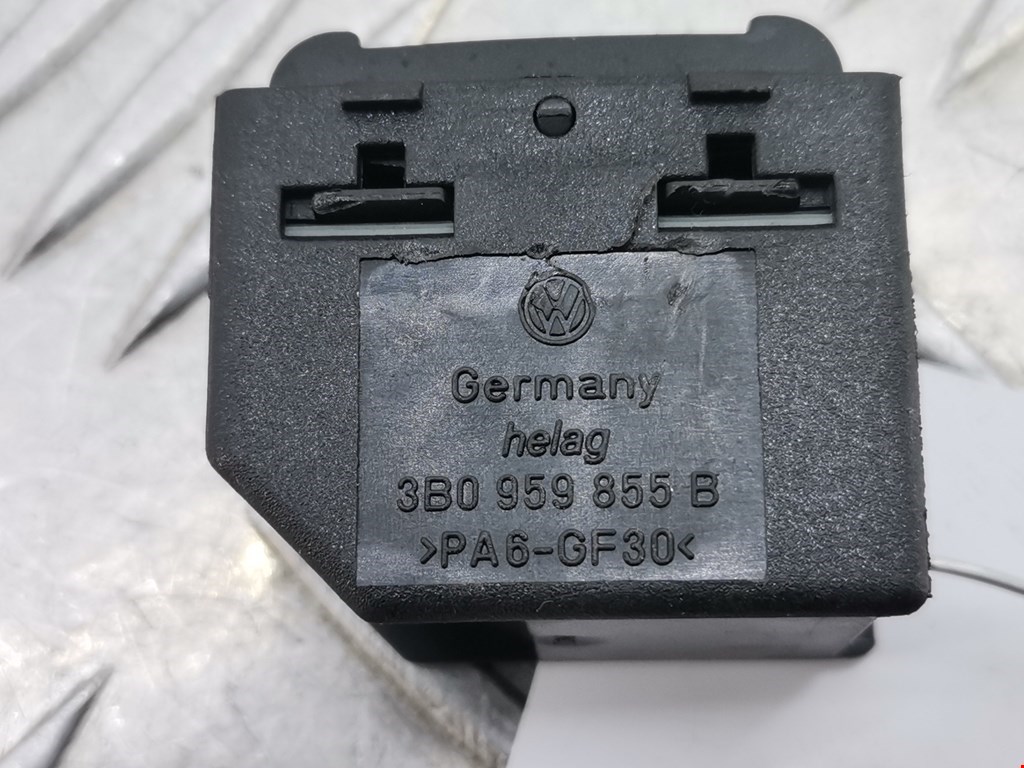 Кнопка стеклоподъемника VOLKSWAGEN Passat B5 1997-2005