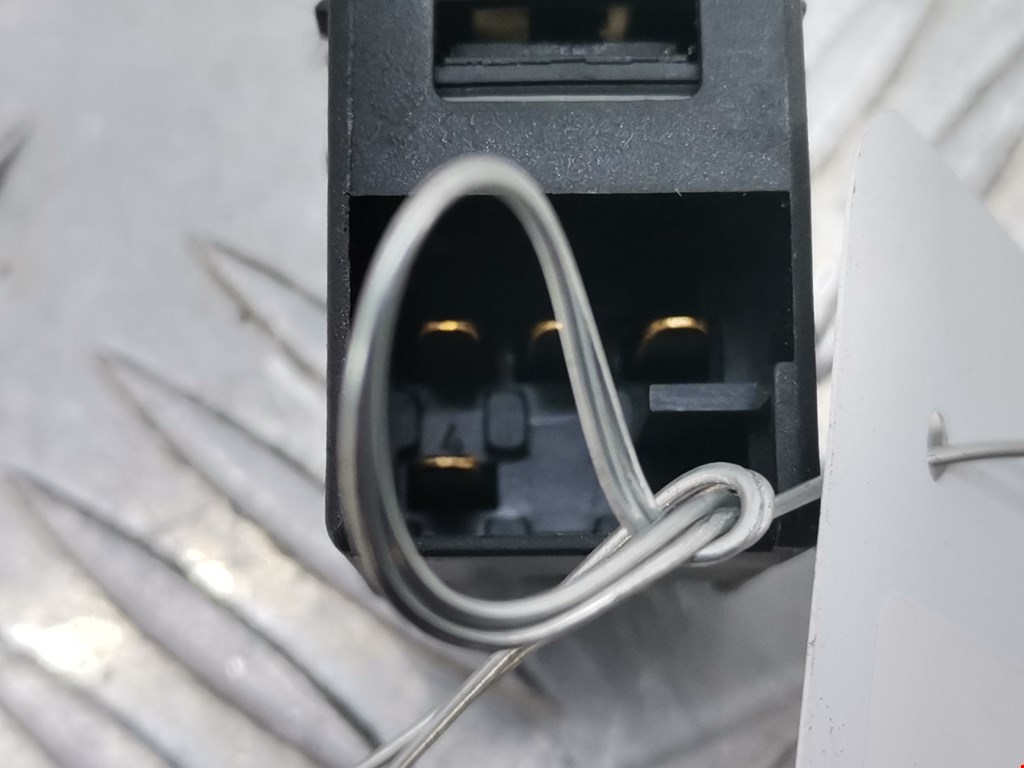 Кнопка стеклоподъемника VOLKSWAGEN Passat B5 1997-2005