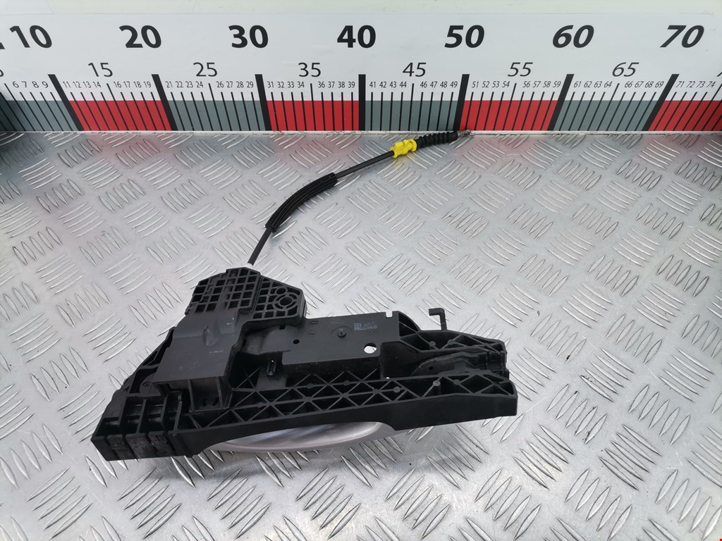 Ручка двери задней наружная правая AUDI Q3 I 2011-2018