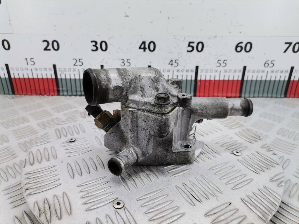 Корпус термостата OPEL Corsa C 2000-2006