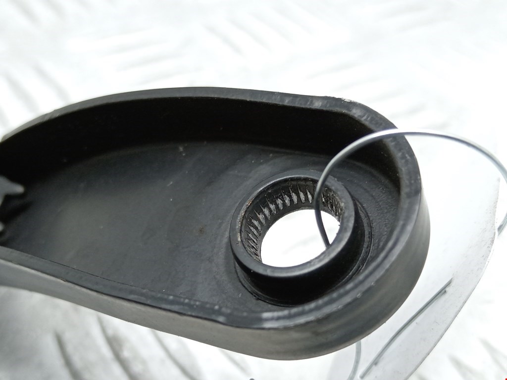 Поводок дворников передний левый/ правый PEUGEOT 207 2006-2015