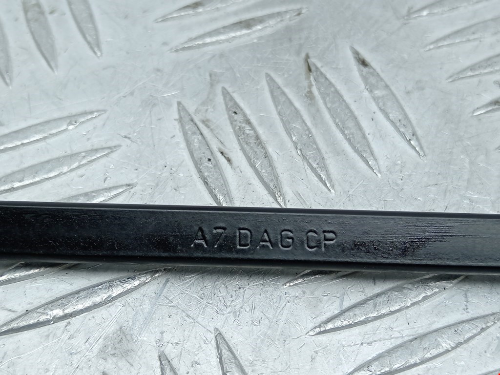 Поводок дворников передний левый/ правый PEUGEOT 207 2006-2015