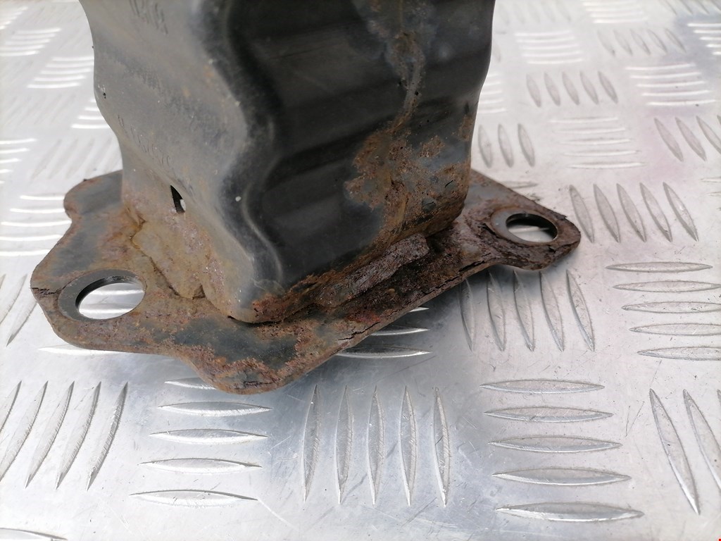 Усилитель переднего бампера (передний) PEUGEOT 207 2006-2015