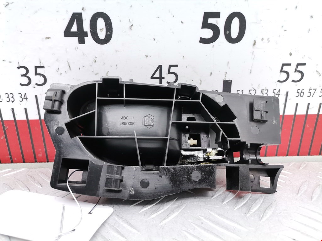 Ручка дверная передняя внутренняя левая PEUGEOT 207 2006-2015