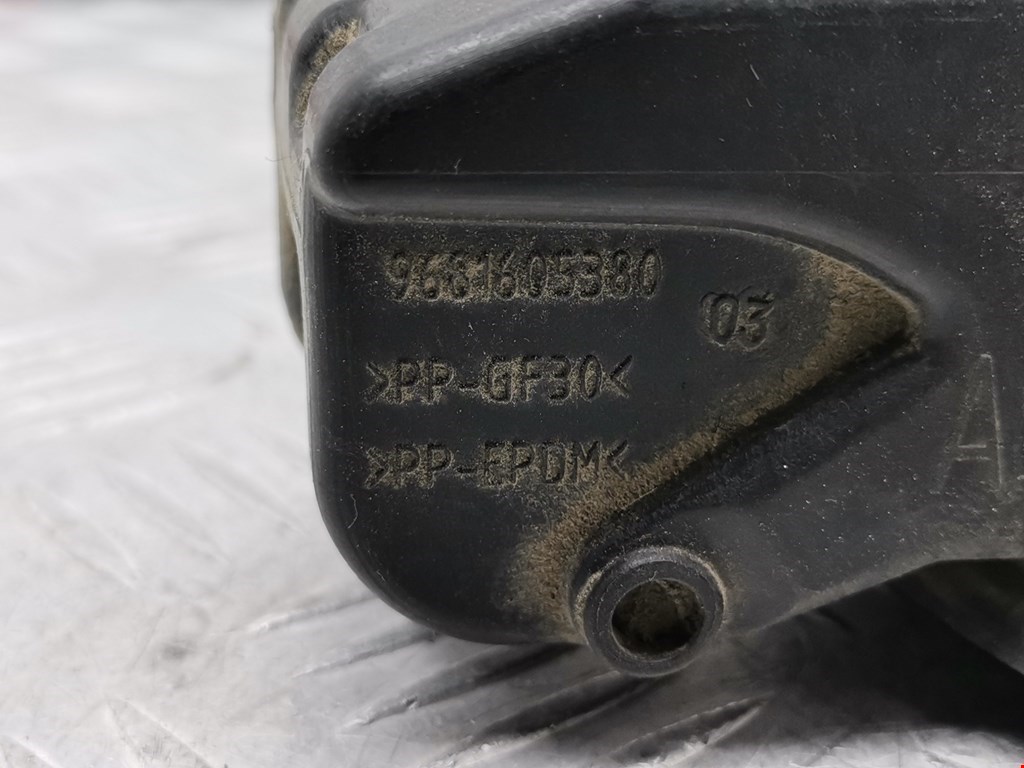 Лючок бензобака CITROEN C3 Picasso 2009-2017