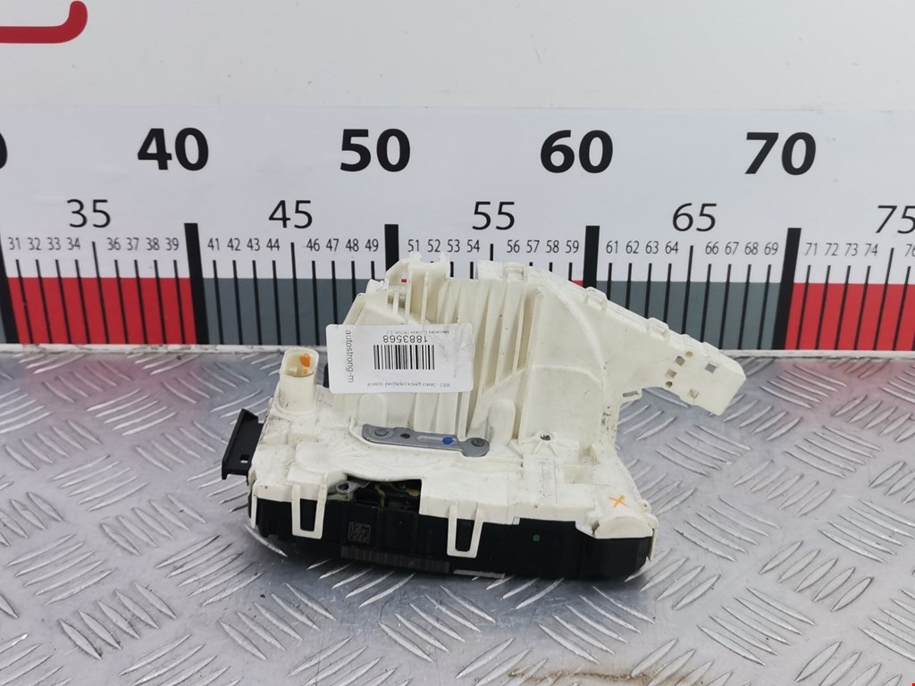 Замок двери передней правой MERCEDES-BENZ C-Class C-klasse W204 2007-2015