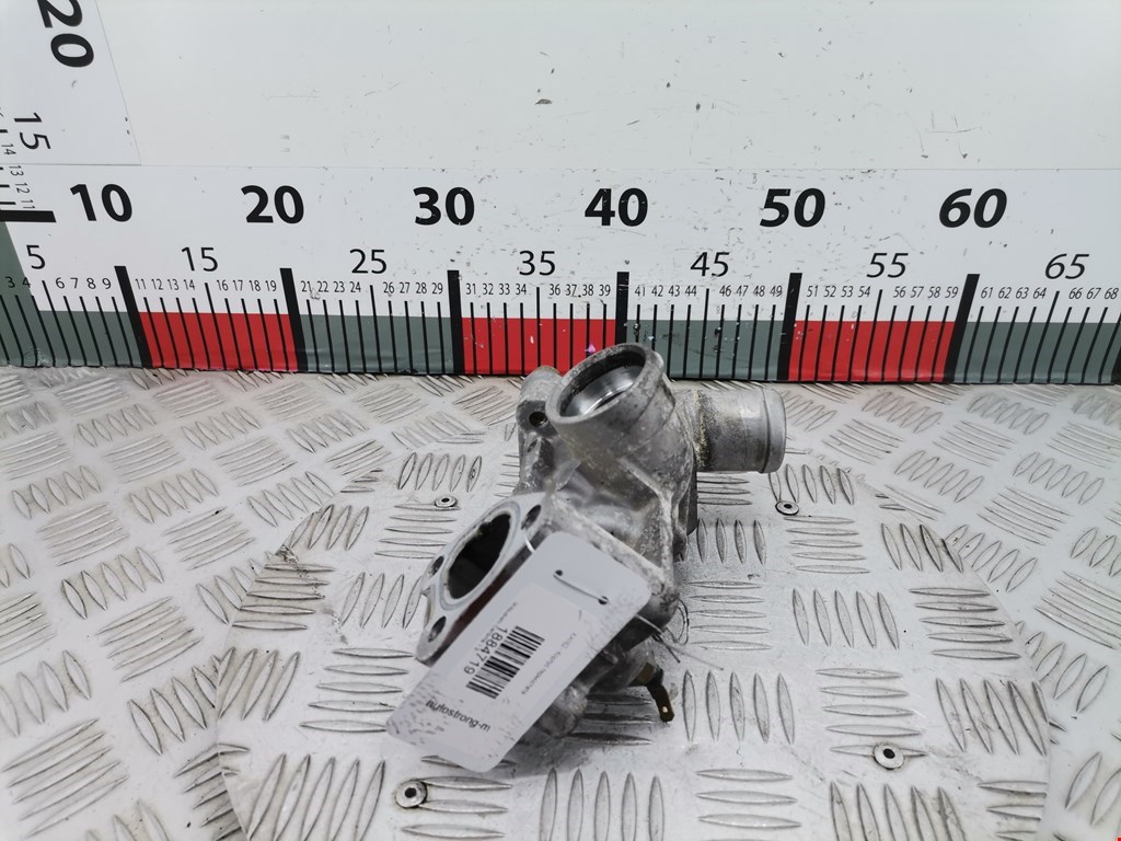 Корпус термостата MITSUBISHI Carisma 1995-1999