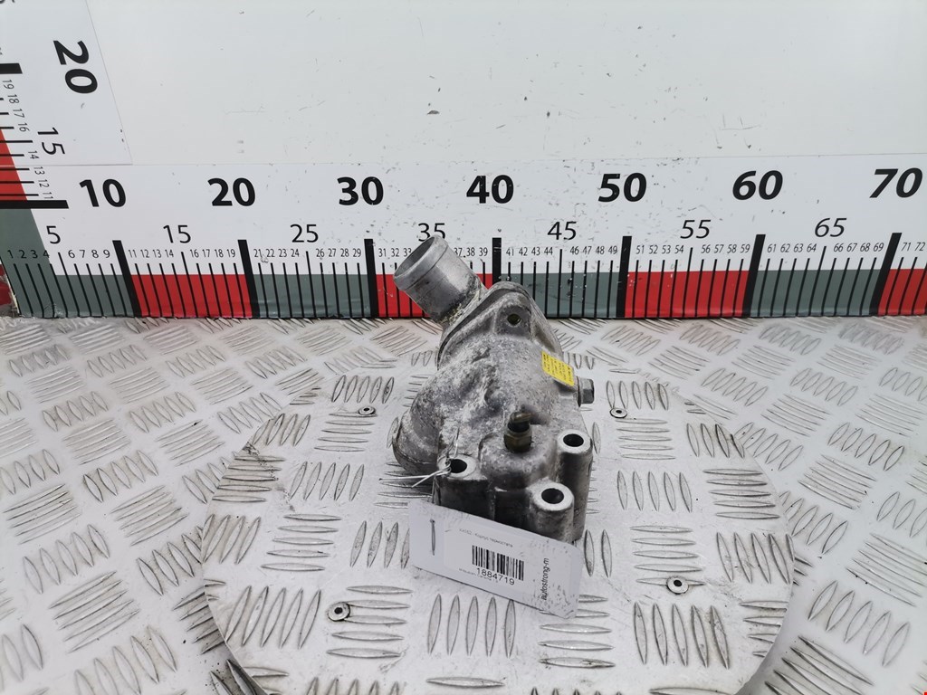 Корпус термостата MITSUBISHI Carisma 1995-1999