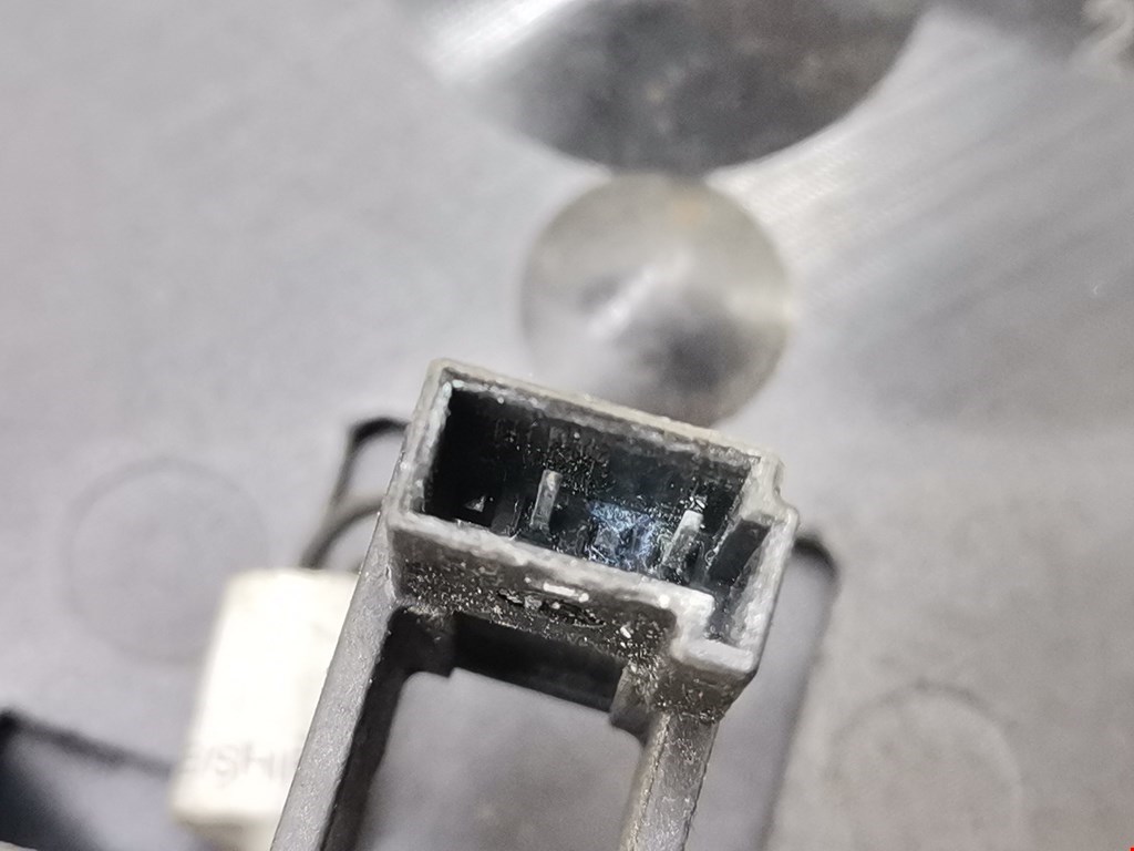 Ручка двери багажника наружная OPEL Astra J 2009-2017