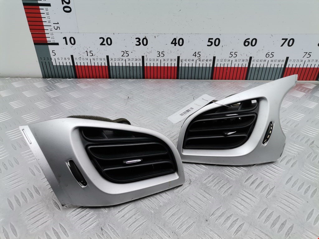 Дефлектор воздушный CITROEN C3 2009-2016