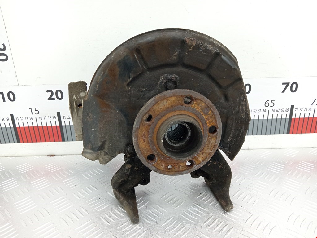 Ступица передняя левая VOLKSWAGEN Polo IV 2001-2009