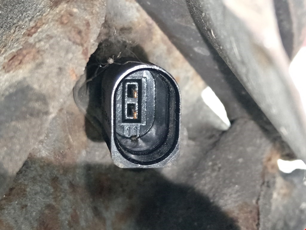 Ступица передняя левая VOLKSWAGEN Polo IV 2001-2009