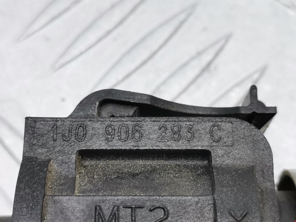 Клапан электромагнитный VOLKSWAGEN Beetle A4 1998-2010