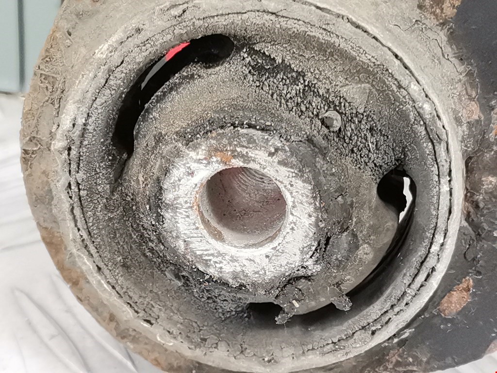 Рычаг передний левый VOLKSWAGEN Golf IV 1997-2003