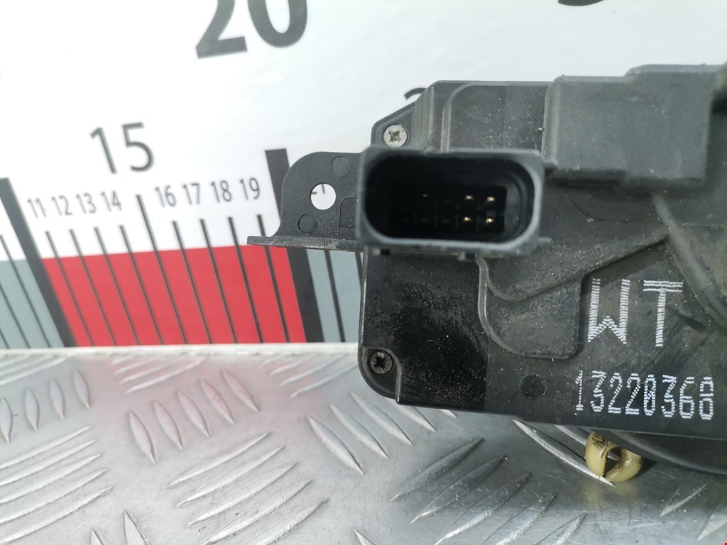 Замок двери передней правой OPEL Astra H/Family 2004-2015