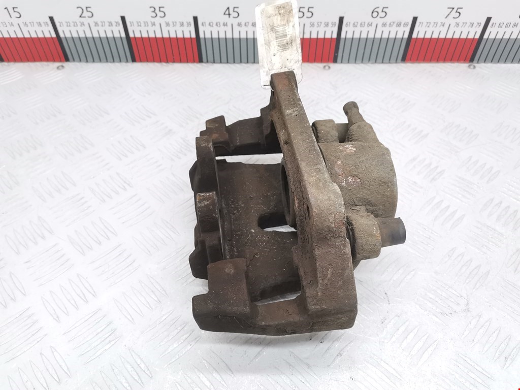 Суппорт передний правый BMW X5 E70 2007-2013