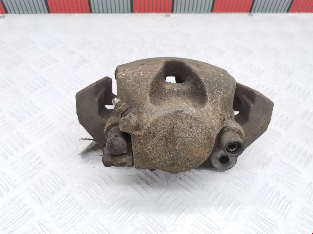 Суппорт передний правый BMW X5 E70 2007-2013