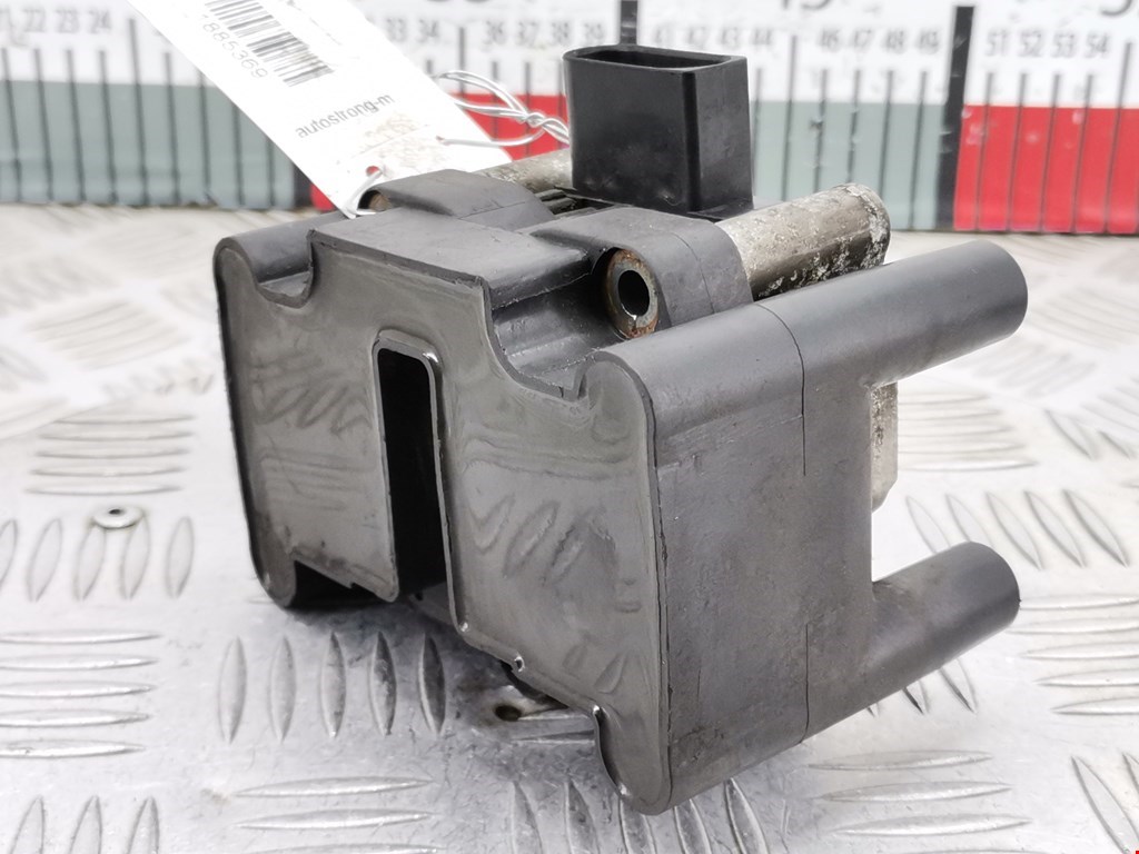 Катушка зажигания AUDI A4 B5 1995-2001