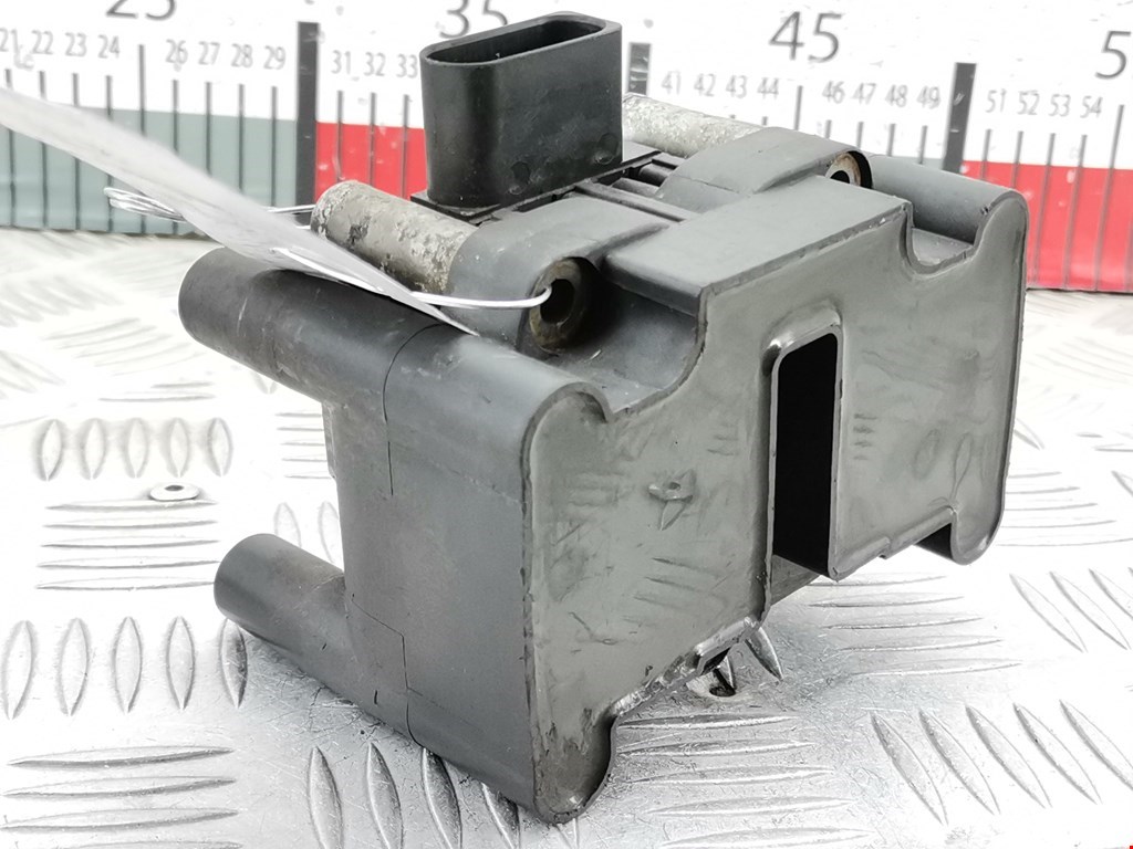 Катушка зажигания AUDI A4 B5 1995-2001