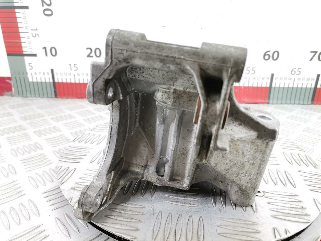 Кронштейн генератора VOLKSWAGEN Lupo 1999-2005