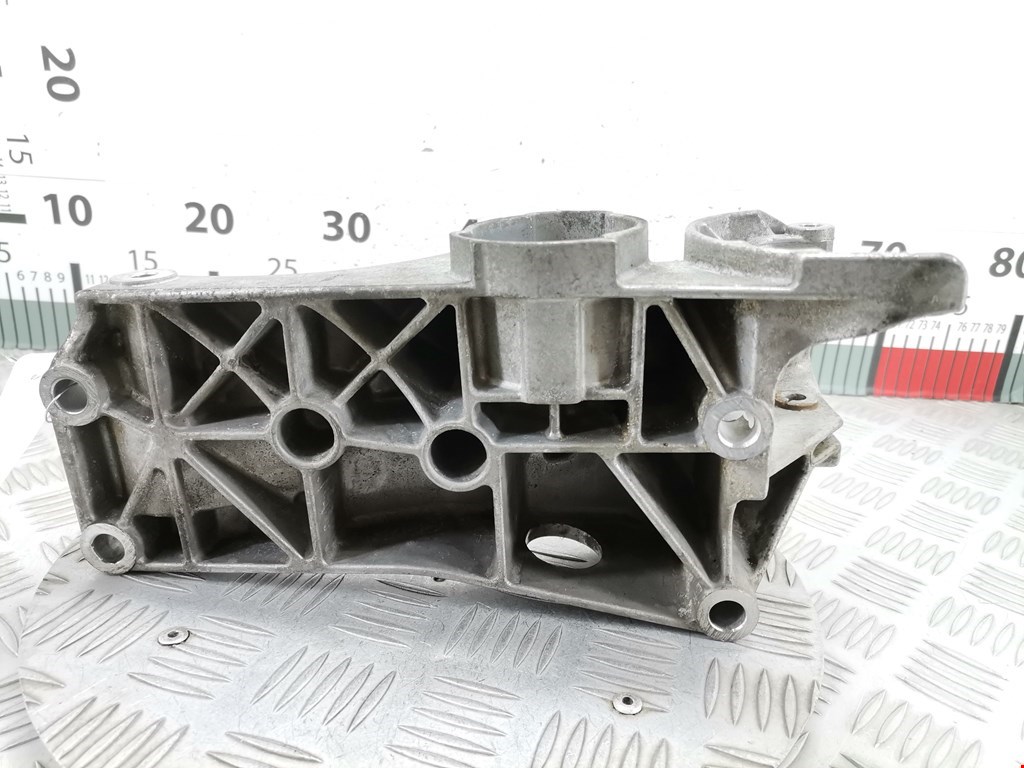 Кронштейн генератора VOLKSWAGEN Lupo 1999-2005