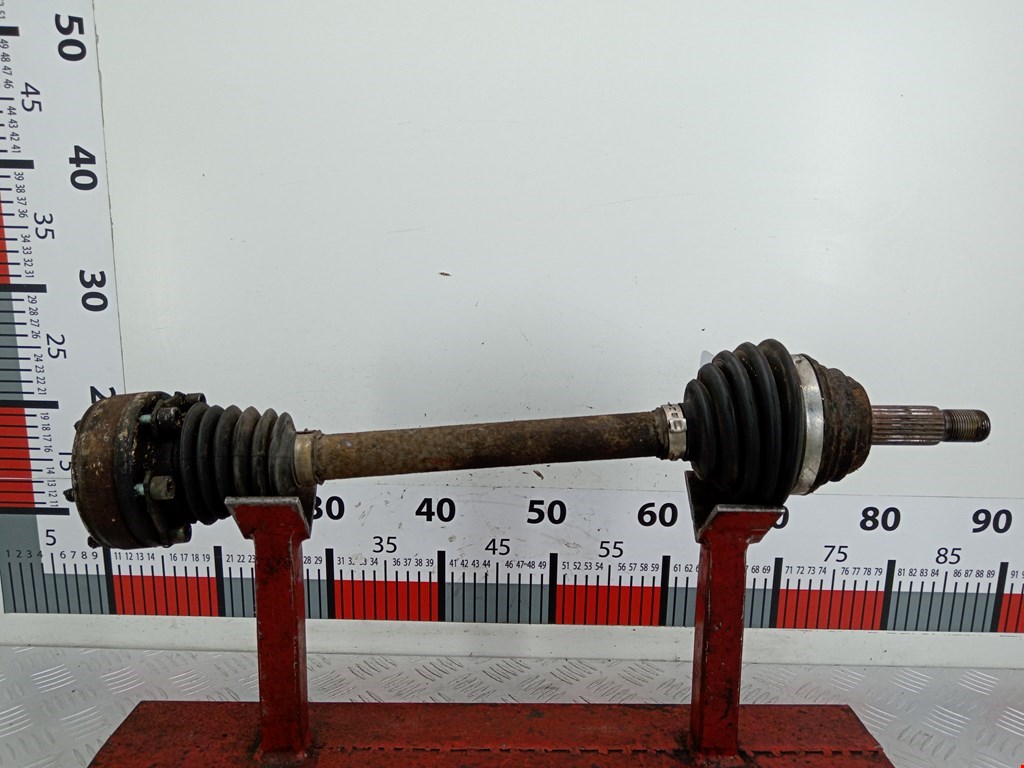 Полуось (привод, приводной вал) передняя левая VOLKSWAGEN Lupo 1999-2005