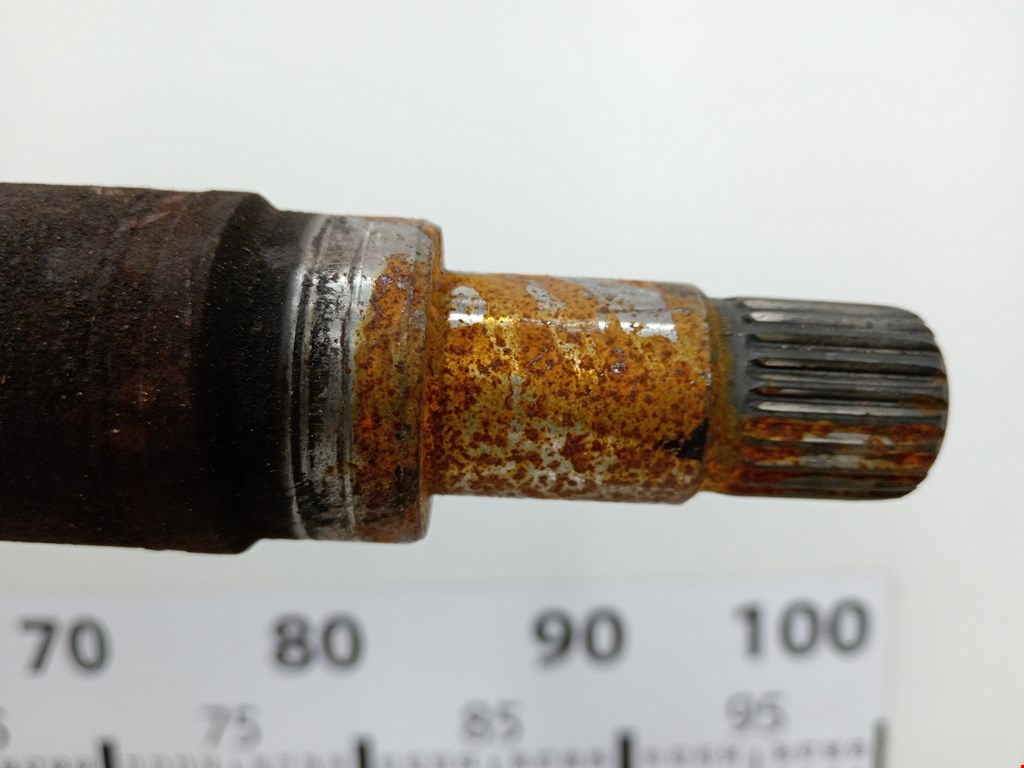 Полуось (привод, приводной вал) передняя правая FORD Fiesta 2008-2012