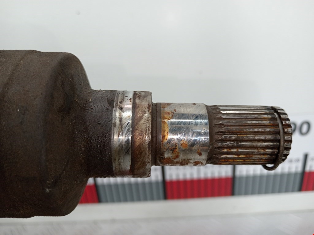 Полуось (привод, приводной вал) передняя левая FIAT Sedici 2005-2014