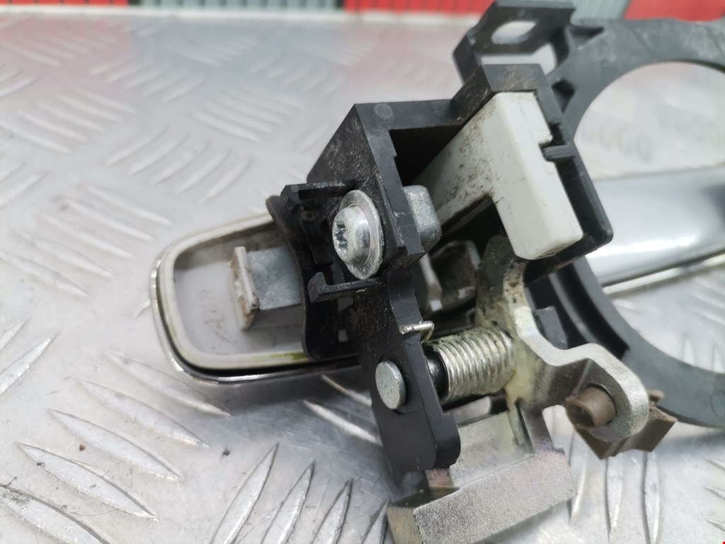 Ручка двери задней наружная правая MITSUBISHI Outlander XL 2006-2012