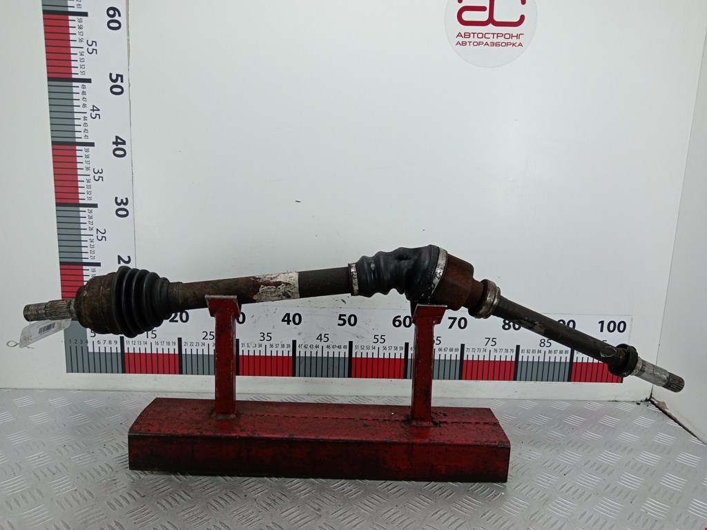 Полуось передняя правая (приводной вал шрус) Peugeot 307 (2001-2008)