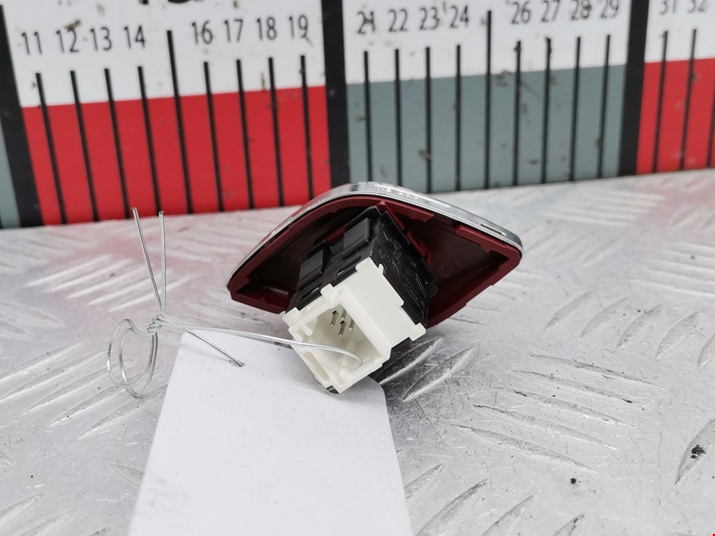 Кнопка аварийной сигнализации (аварийки) CITROEN C3 2009-2016