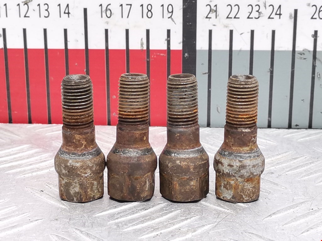 Болты PEUGEOT 207 2006-2015