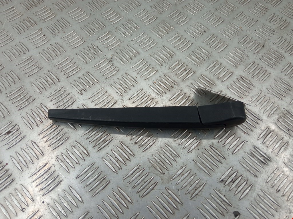 Поводок дворника задний (заднего) BMW 3er E90/E91 2005-2012