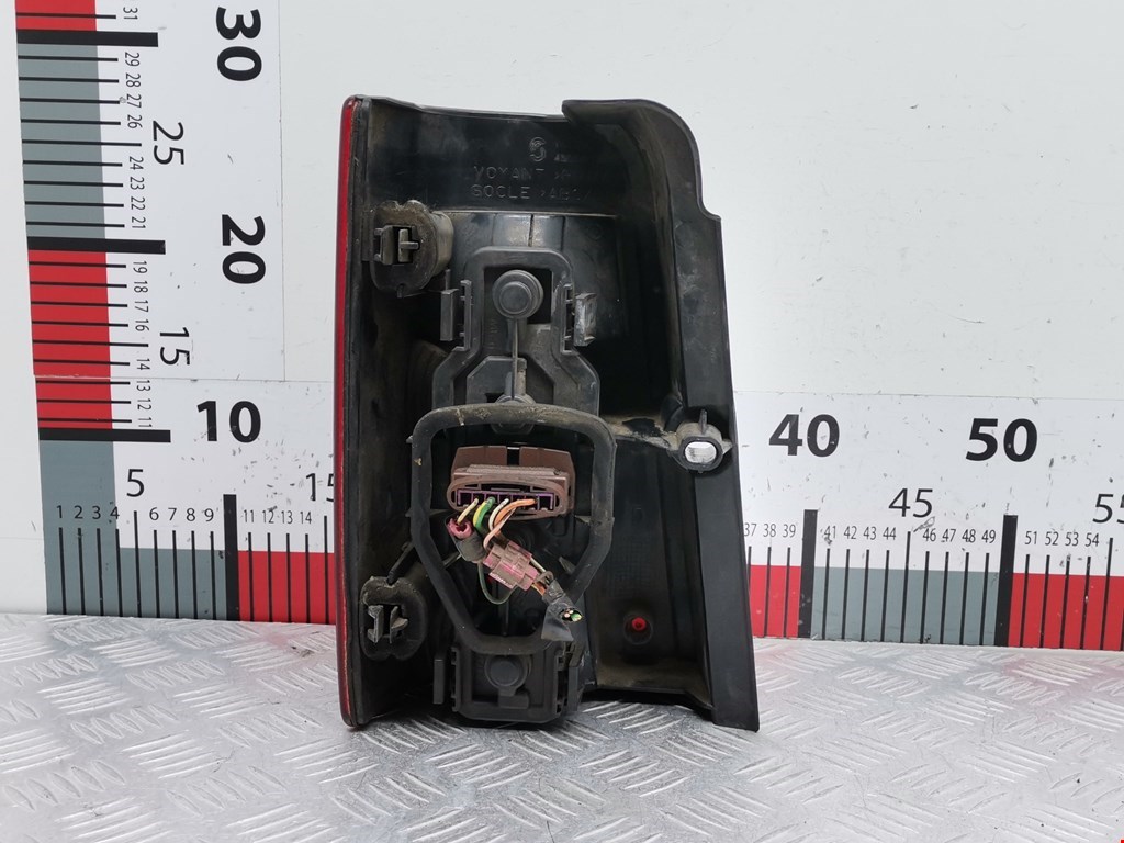 Фонарь задний правый CITROEN Berlingo 1996-2012