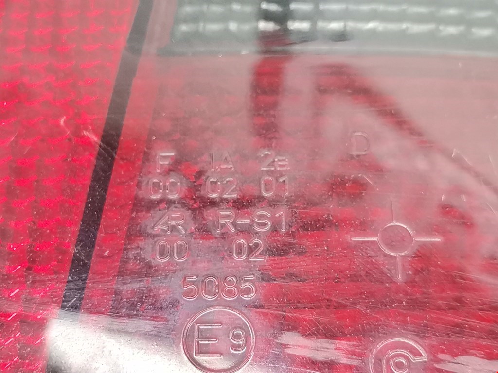 Фонарь задний правый CITROEN Berlingo 1996-2012