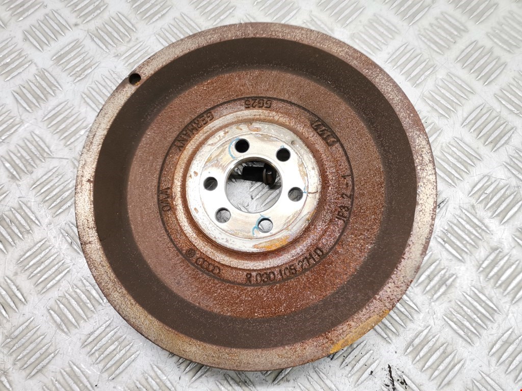 Маховик (демпфер сцепления) VOLKSWAGEN Golf V 2003-2009