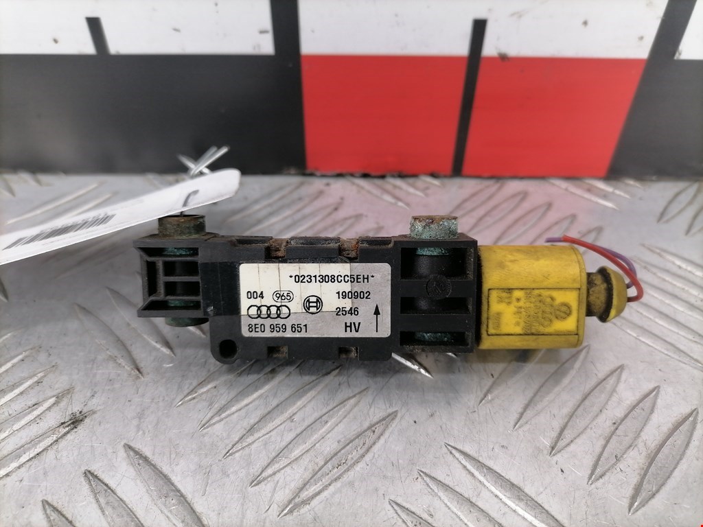 Датчик AIR BAG (подушек безопасности) AUDI A4 B6 2001-2005