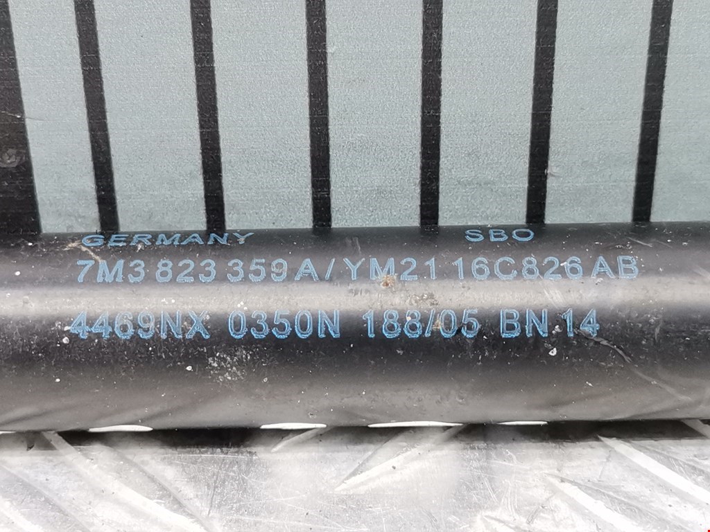 Амортизатор капота левый=правый SEAT Alhambra 1996-2010