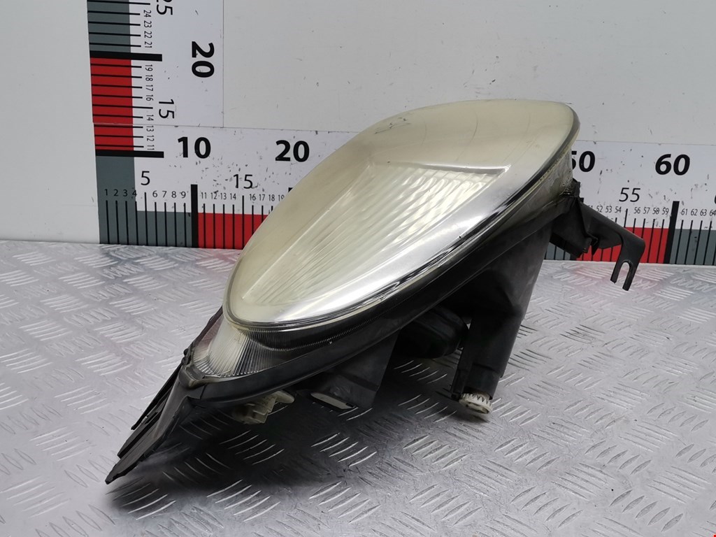 Фара правая CITROEN Xsara Picasso 1999-2012