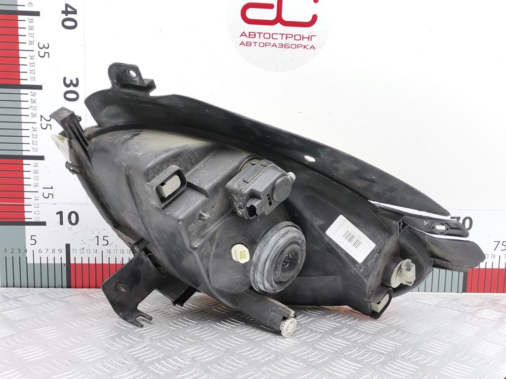 Фара правая CITROEN Xsara Picasso 1999-2012