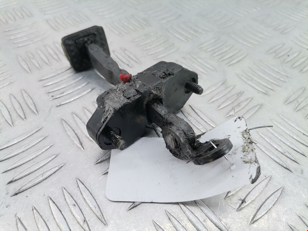 Ограничитель открывания двери KIA Joice 1999-2003