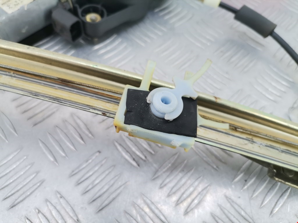 Стеклоподъемник передний левый FIAT Marea 1996-2007