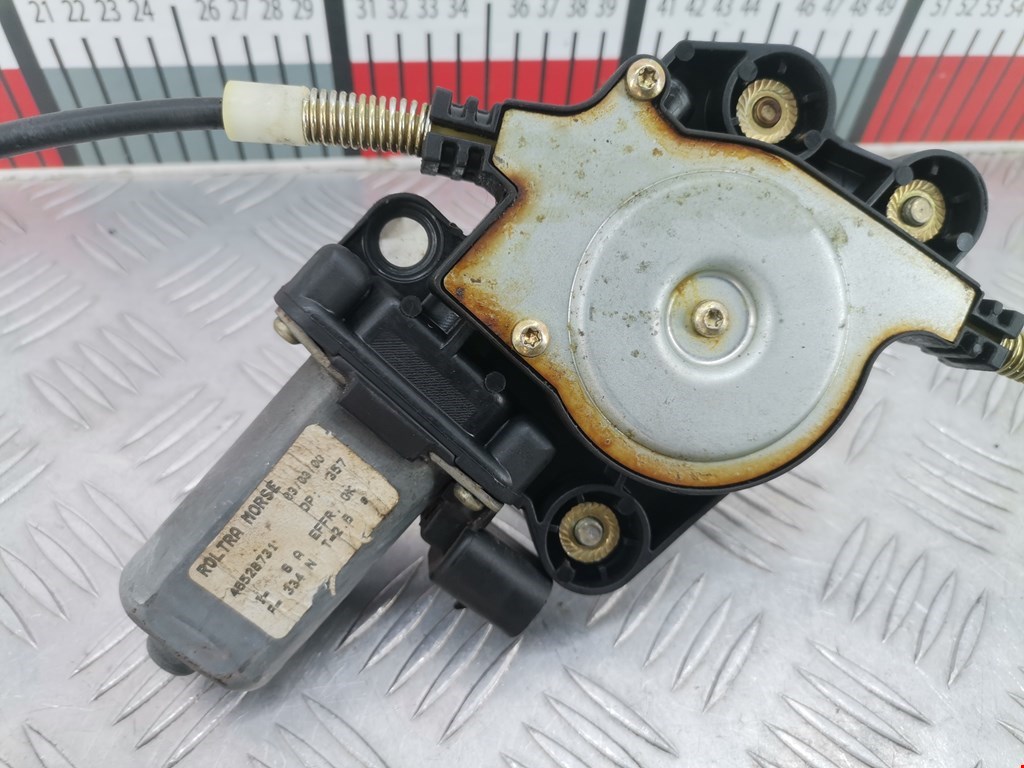 Стеклоподъемник передний левый FIAT Marea 1996-2007